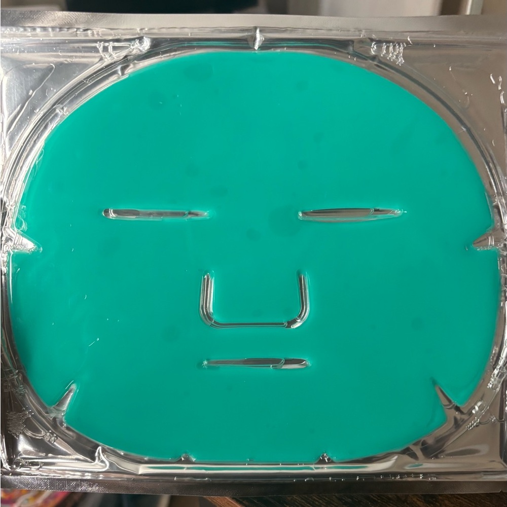 Hydrating Cooling Gel Face Mask - Teal